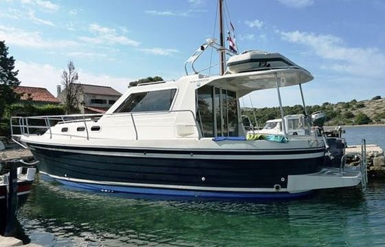 Adria 1002 Fjaka