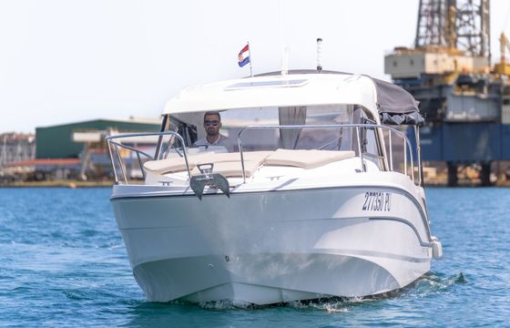Antares 8 Isabelle