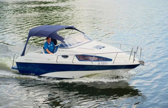 Aqualine 690 Mia