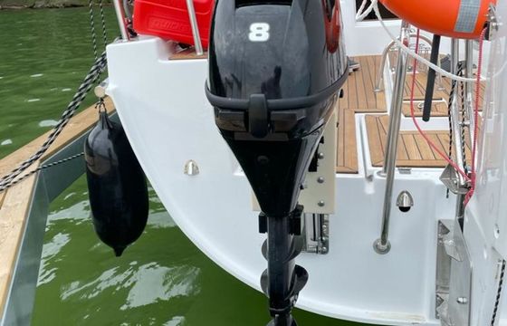 Aquatic 28 Get Lucky