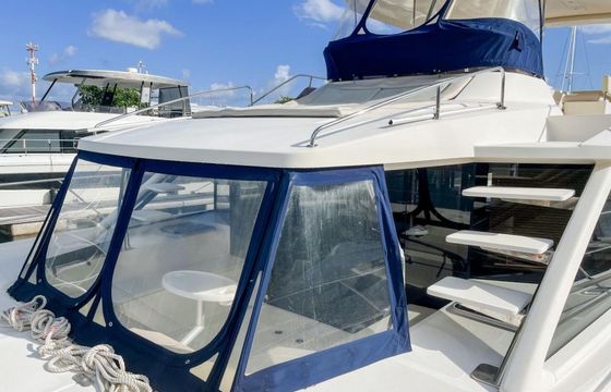 Aquila 48 Three Quarters Full