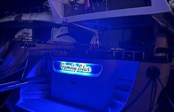 Astondoa 68 GLX Flybridge Family Star