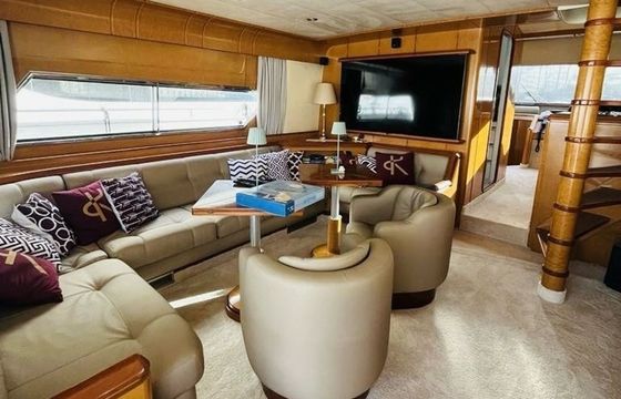 Astondoa 68 GLX Flybridge Family Star