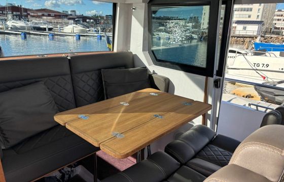 Axopar 28 Cabin Pura Vida