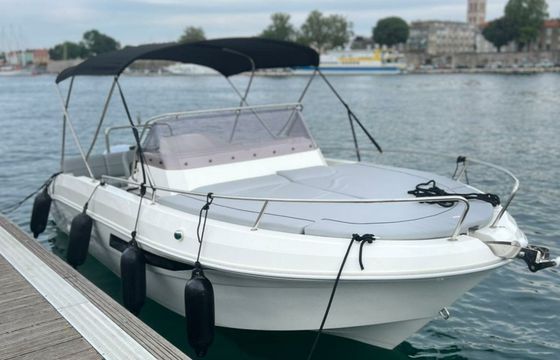 Atlantic Marine 630 Cruiser 23