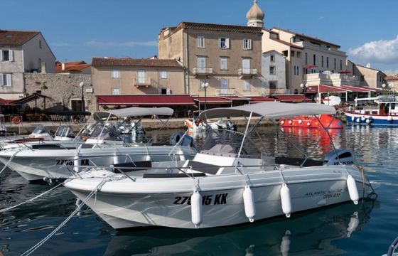 Atlantic Marine 670 22