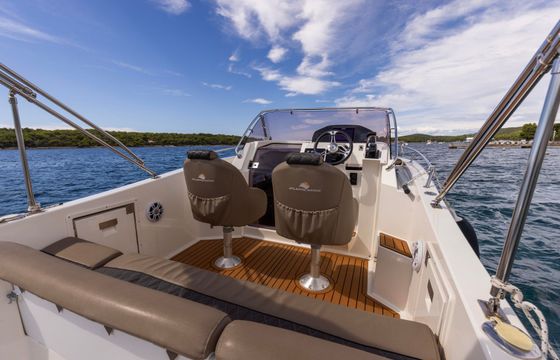 Atlantic Marine 690 22