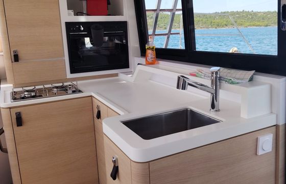 Aventura 37 Ankolina