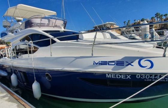 Azimut 38 Medex