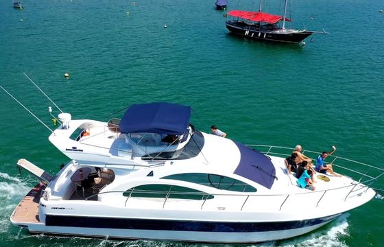 Azimut 46 Albacora 8