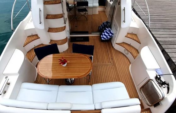 Azimut 46 Albacora 8