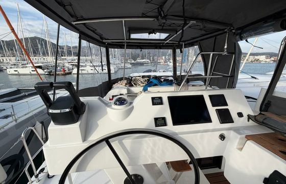Aventura 45 Cajha
