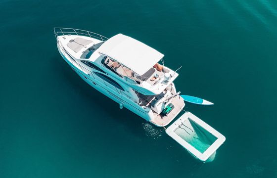 Azimut 46 Mas Que Aqua