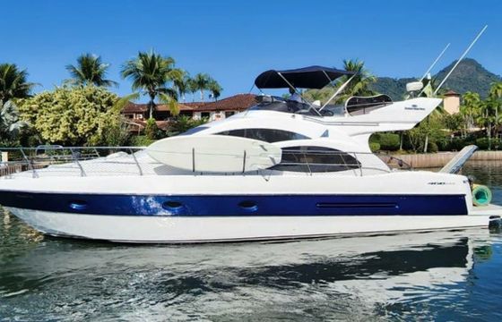 Azimut 46 Requinte