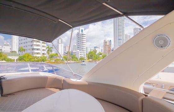 Azimut 55 Luz