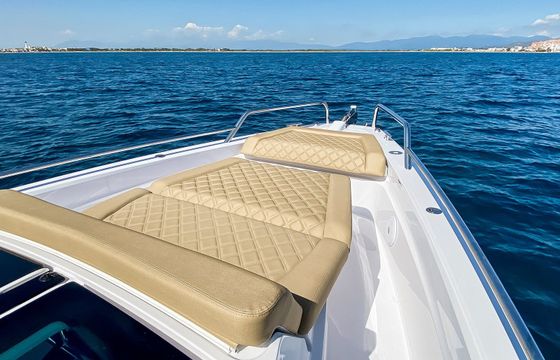 Axopar 37 Sun Top Rana