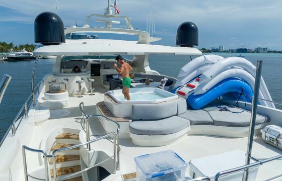 Azimut 116 Rylax