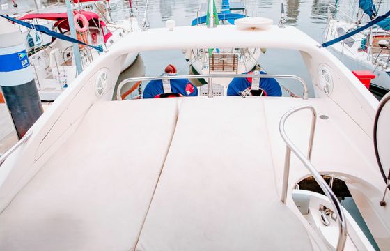 Azimut 40 Medina