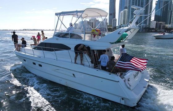 Azimut 43 Fly Sea Lovers