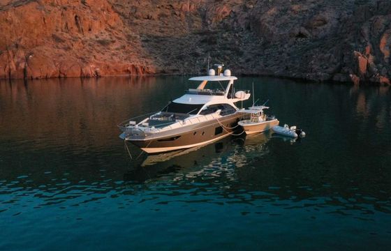 Azimut 66 Mi Bluu