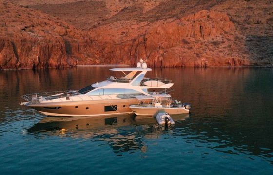Azimut 66 Mi Bluu