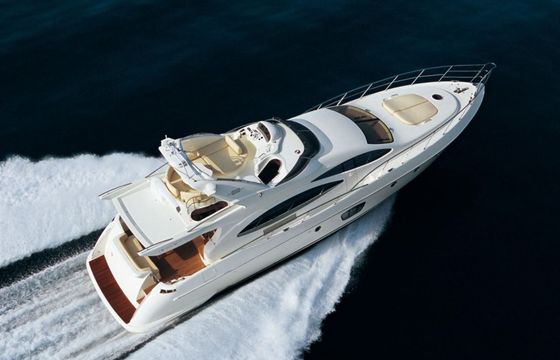 Azimut 68 Emmy