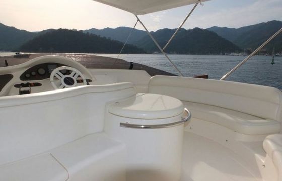 Azimut 46 Kanik