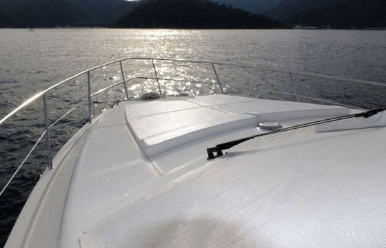 Azimut 46 Kanik