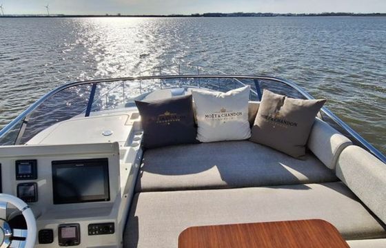 Azimut 50 Fly Sunrise