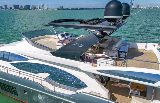 Azimut 70 211