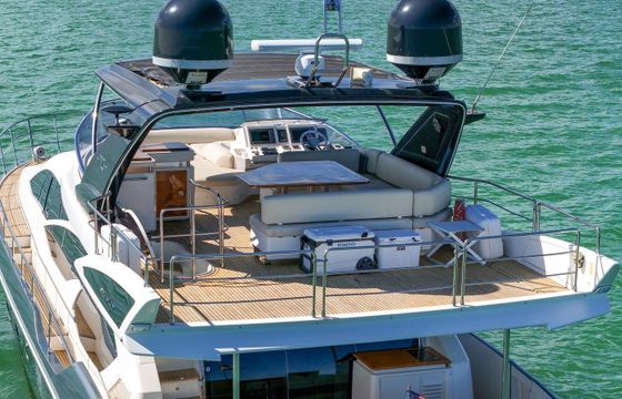 Azimut 70 211