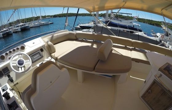 Azimut 47 Fly Luma