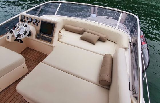 Azimut 53 Disco Volante