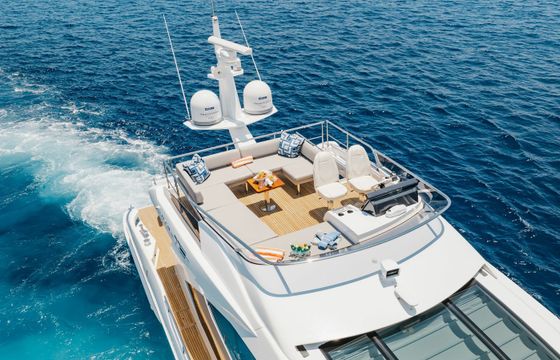 Azimut 77S High Maintenance
