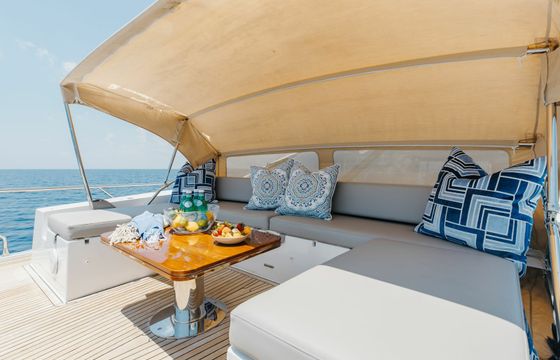 Azimut 77S High Maintenance