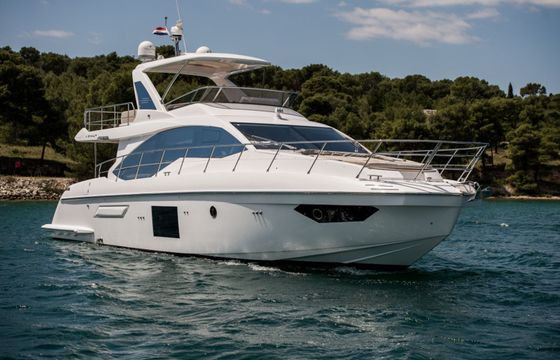 Azimut 55 Mawi