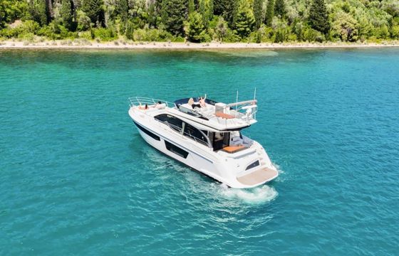 Azimut 55 Tena