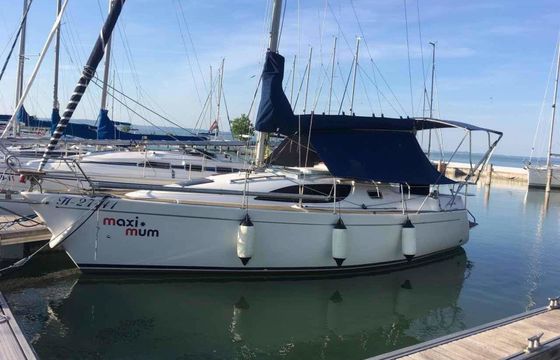 Balaton 295 Maximum