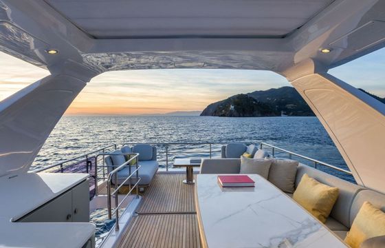 Azimut 60 Aluminia
