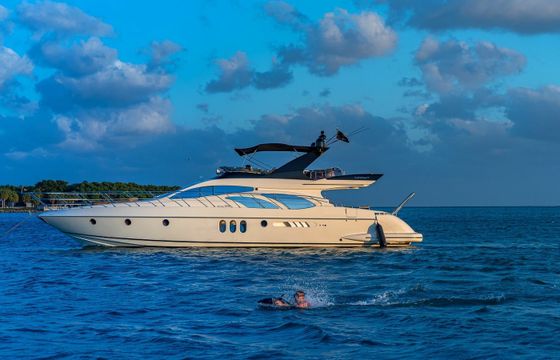 Azimut 62 Fly Priceless