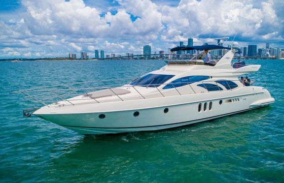 Azimut 62 Fly Alana Rose
