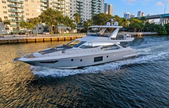 Azimut 70 Paragon