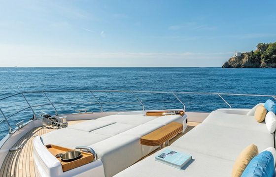 Azimut 68 Pangea