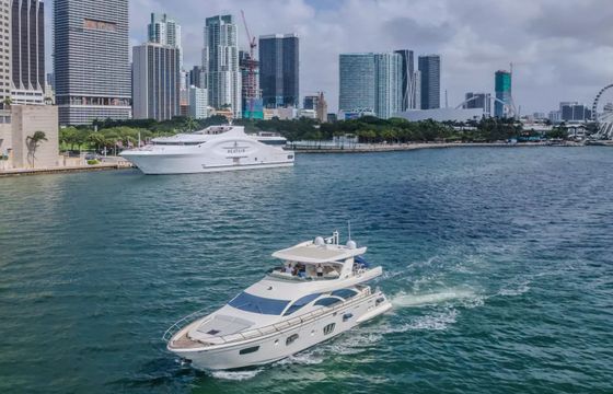 Azimut 75 Thinks It's His Too