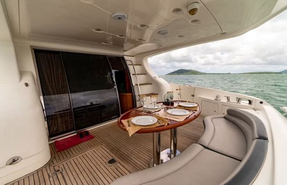 Azimut 68 Rice