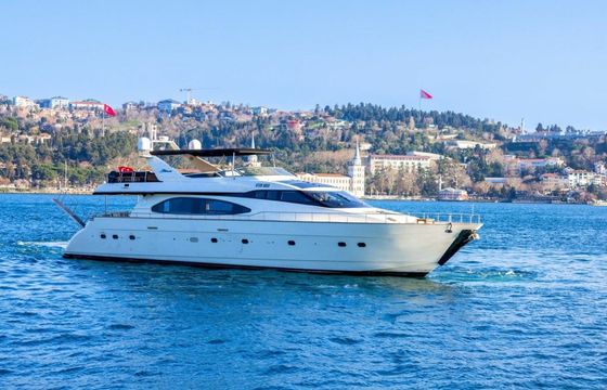Azimut 85 F River Mega
