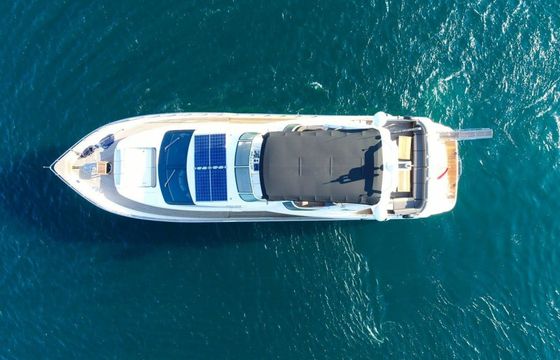 Azimut 85 F River Mega