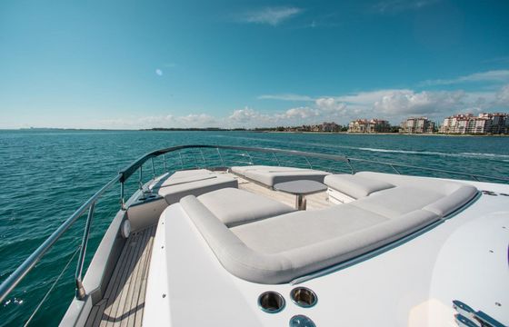 Azimut S8 Hideout