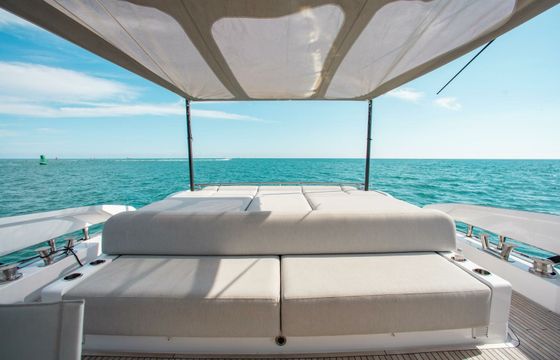Azimut S8 Hideout