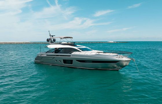 Azimut S8 Hideout